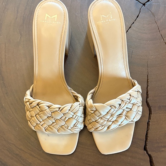 Marc Fisher Shoes - Marc Fisher Tan Block Heeled Mules with Woven Design/ Size 10M